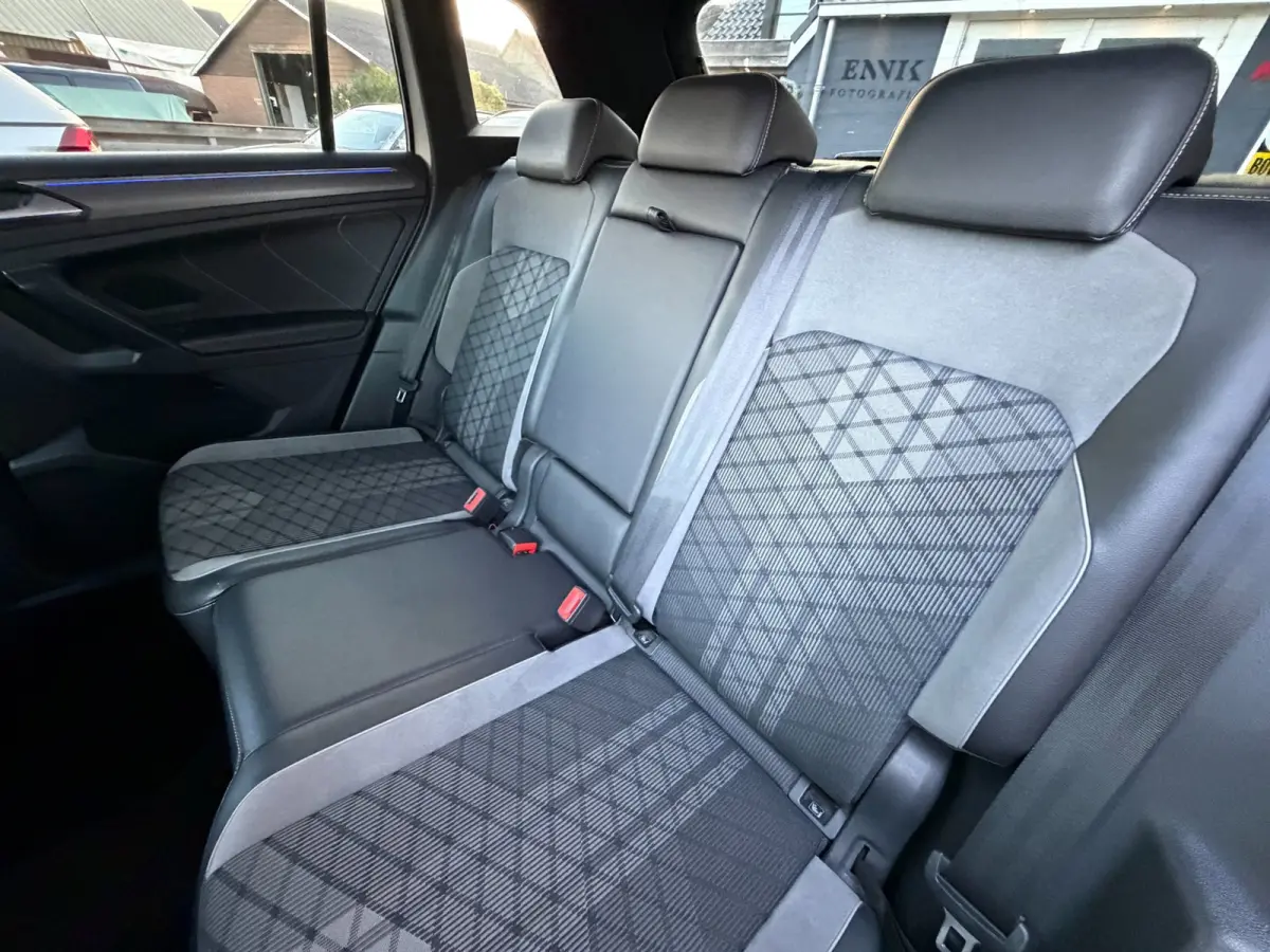 1.5 TSI R-Line Business+/ ACC / Black Pack / 2x R-Line .