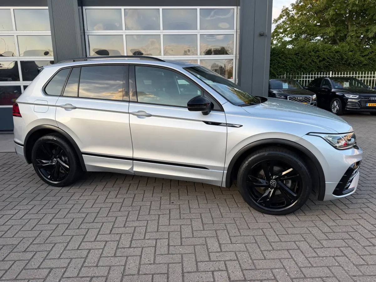 1.5 TSI R-Line Business+/ ACC / Black Pack / 2x R-Line .