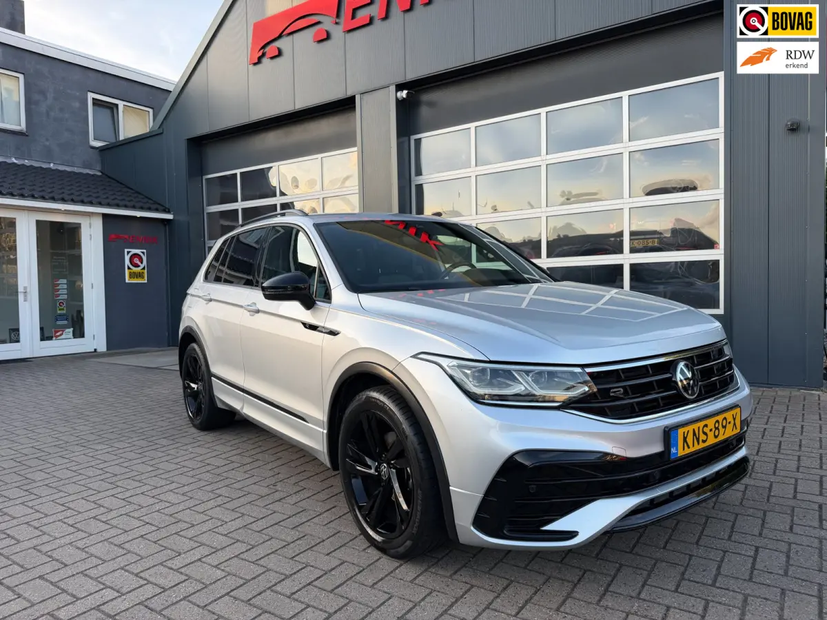 1.5 TSI R-Line Business+/ ACC / Black Pack / 2x R-Line .