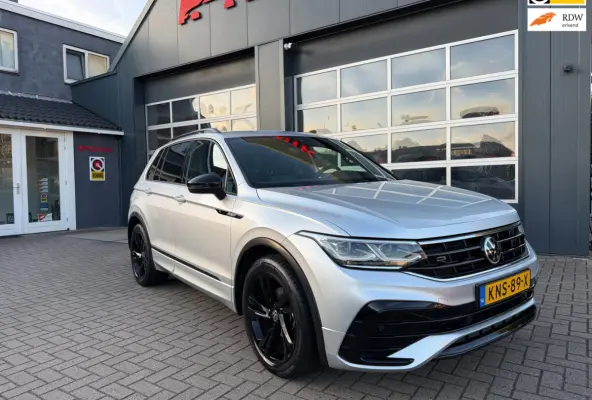 1.5 TSI R-Line Business+/ ACC / Black Pack / 2x R-Line .