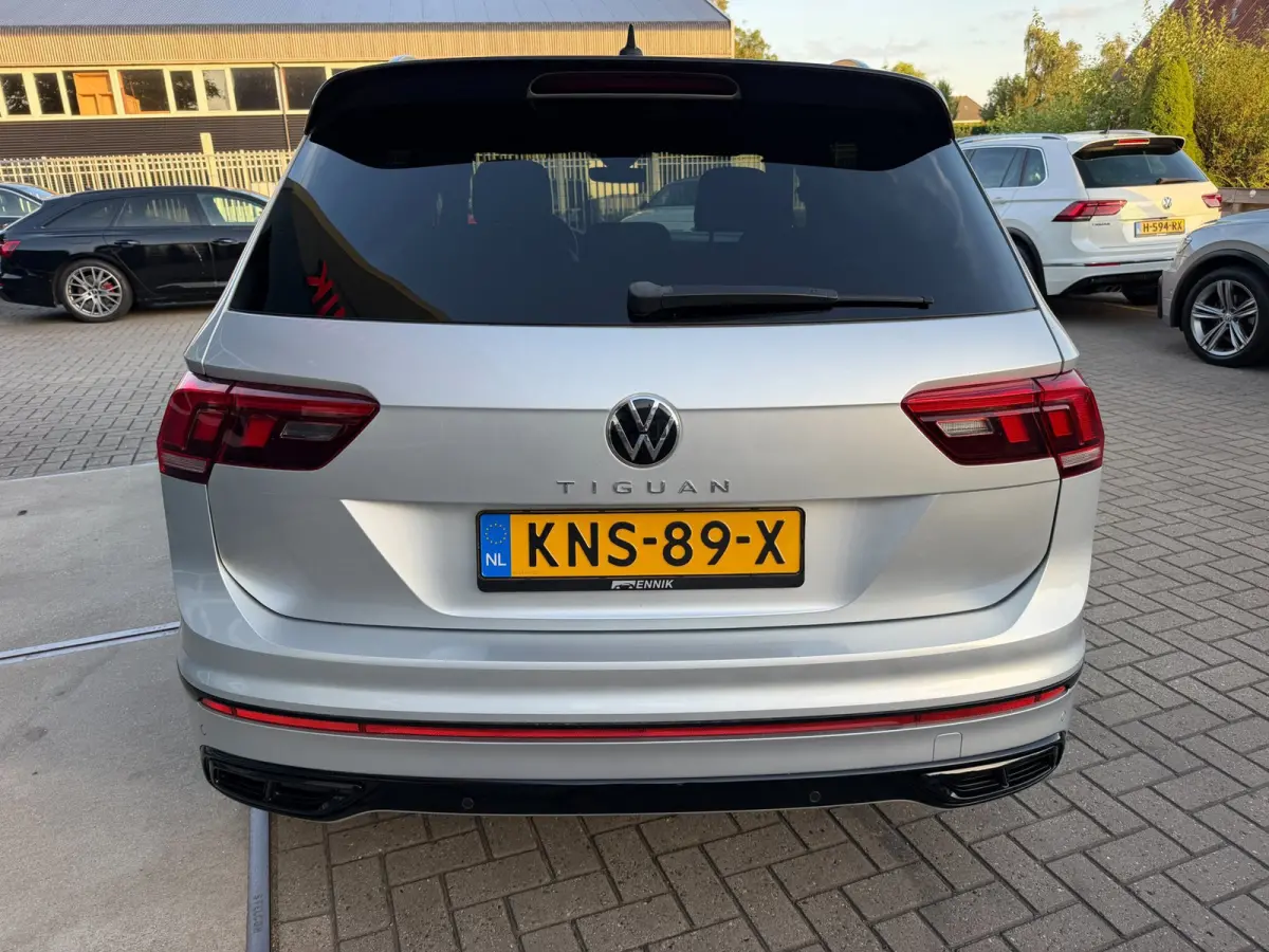 1.5 TSI R-Line Business+/ ACC / Black Pack / 2x R-Line .