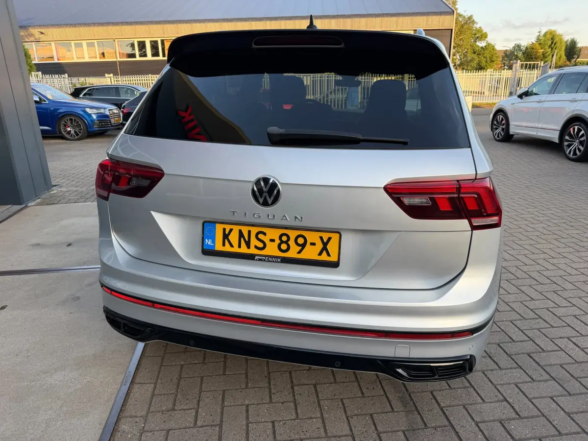 1.5 TSI R-Line Business+/ ACC / Black Pack / 2x R-Line .