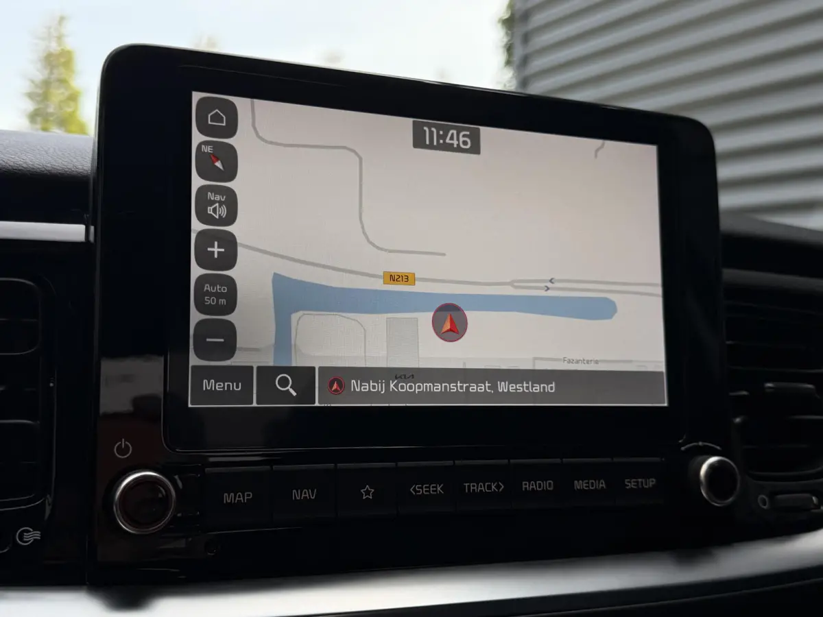 1.0 T-GDi MHEV DynamicPlusLine | Apple Carplay / Android Auto | Navigatiesysteem | Stoel + Stuurverwarming | Licht + Regensensor | Parkeersensoren + Camera Achter | Cruise Control | 16" Lich
