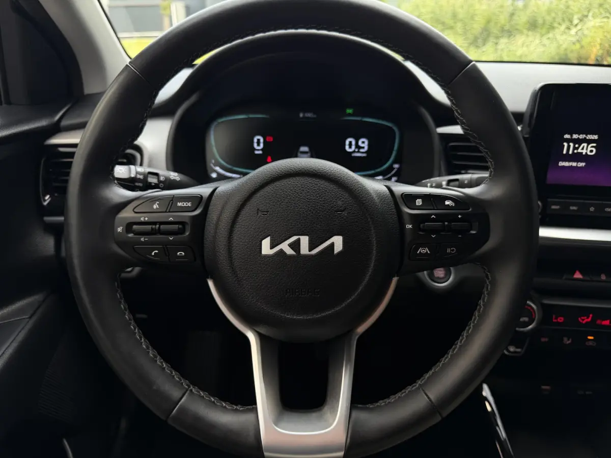1.0 T-GDi MHEV DynamicPlusLine | Apple Carplay / Android Auto | Navigatiesysteem | Stoel + Stuurverwarming | Licht + Regensensor | Parkeersensoren + Camera Achter | Cruise Control | 16" Lich