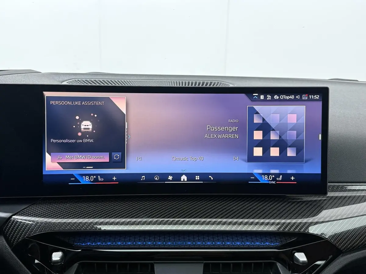 eDrive40 M Sport Edition 84 kWh | SoH 100% | Trekhaak | Driving Assistant Professional | Carbon inleg |