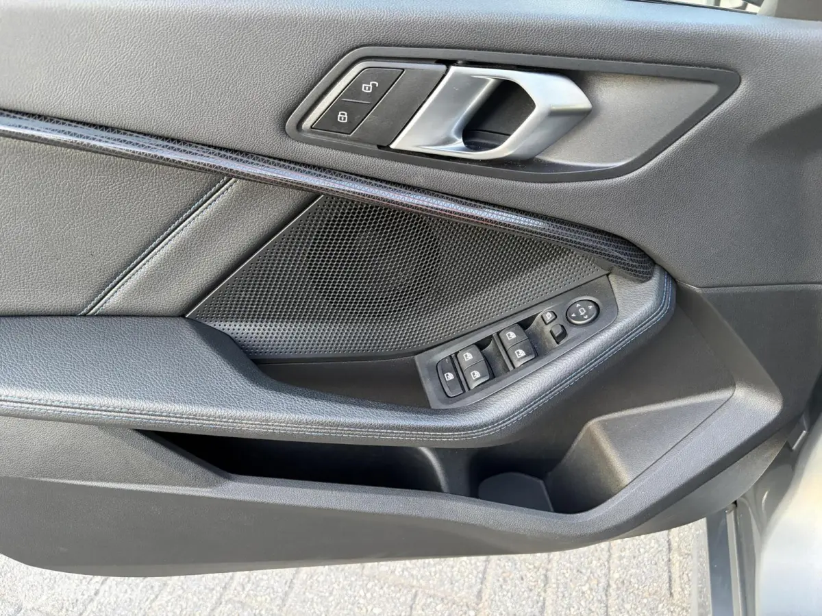 120i HiFi M-Sport Edition