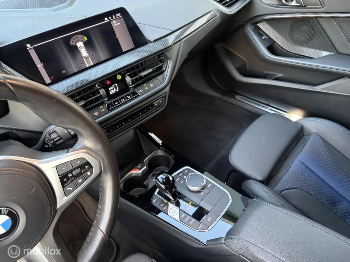 120i HiFi M-Sport Edition