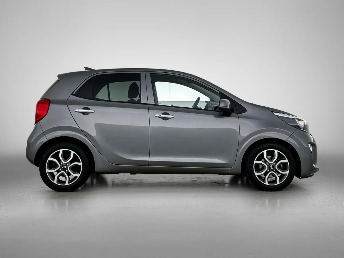 1.0 DPi DynamicPlusLine | Navigatie | Climate Control | Camera | Cruise Control | LMV 15'' | DAB | Keyless