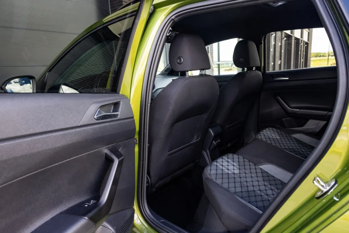 1.0 TSI R-Line | Camera | Business
