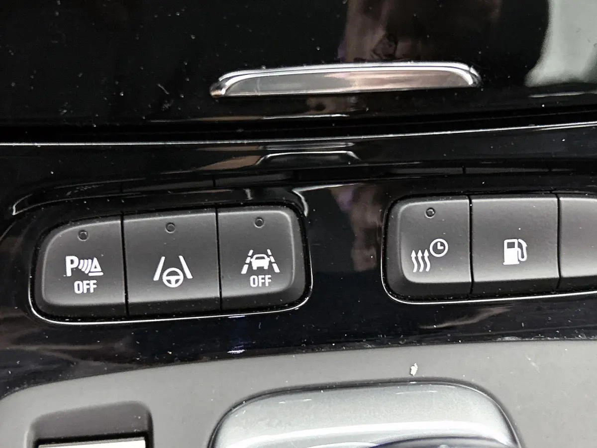 1.6 Turbo Plug-In Hybrid GS Line 225pk | Stuurverwarming | Cruise Control Adaptief | Keyless | Climate Control | Apple Carplay/Android Auto |