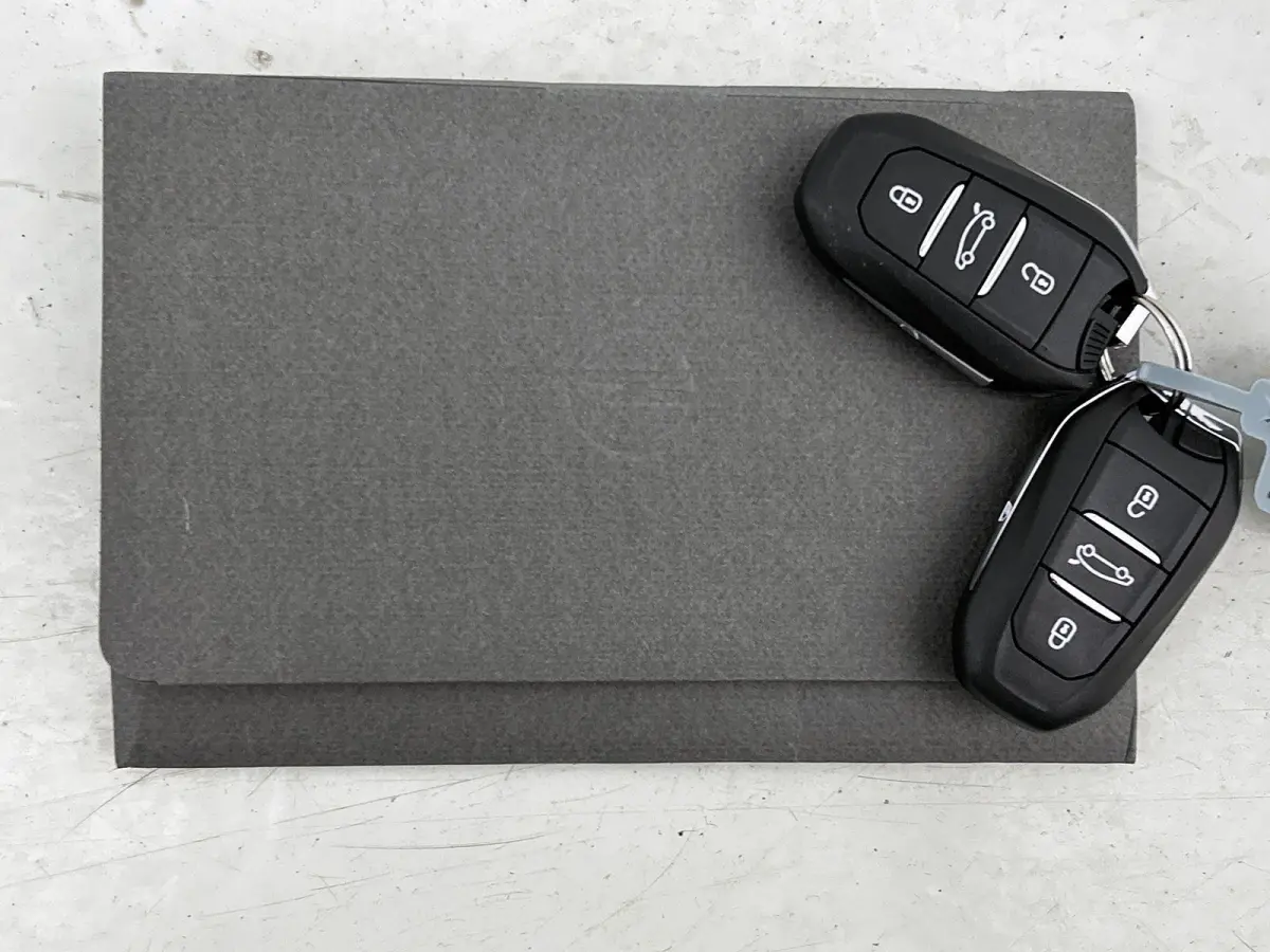 1.6 Turbo Plug-In Hybrid GS Line 225pk | Stuurverwarming | Cruise Control Adaptief | Keyless | Climate Control | Apple Carplay/Android Auto |