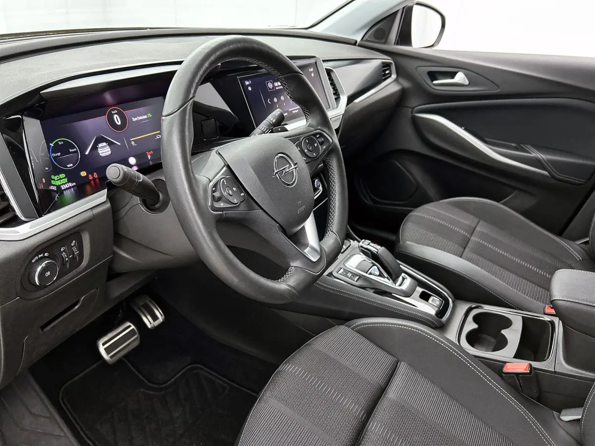 1.6 Turbo Plug-In Hybrid GS Line 225pk | Stuurverwarming | Cruise Control Adaptief | Keyless | Climate Control | Apple Carplay/Android Auto |