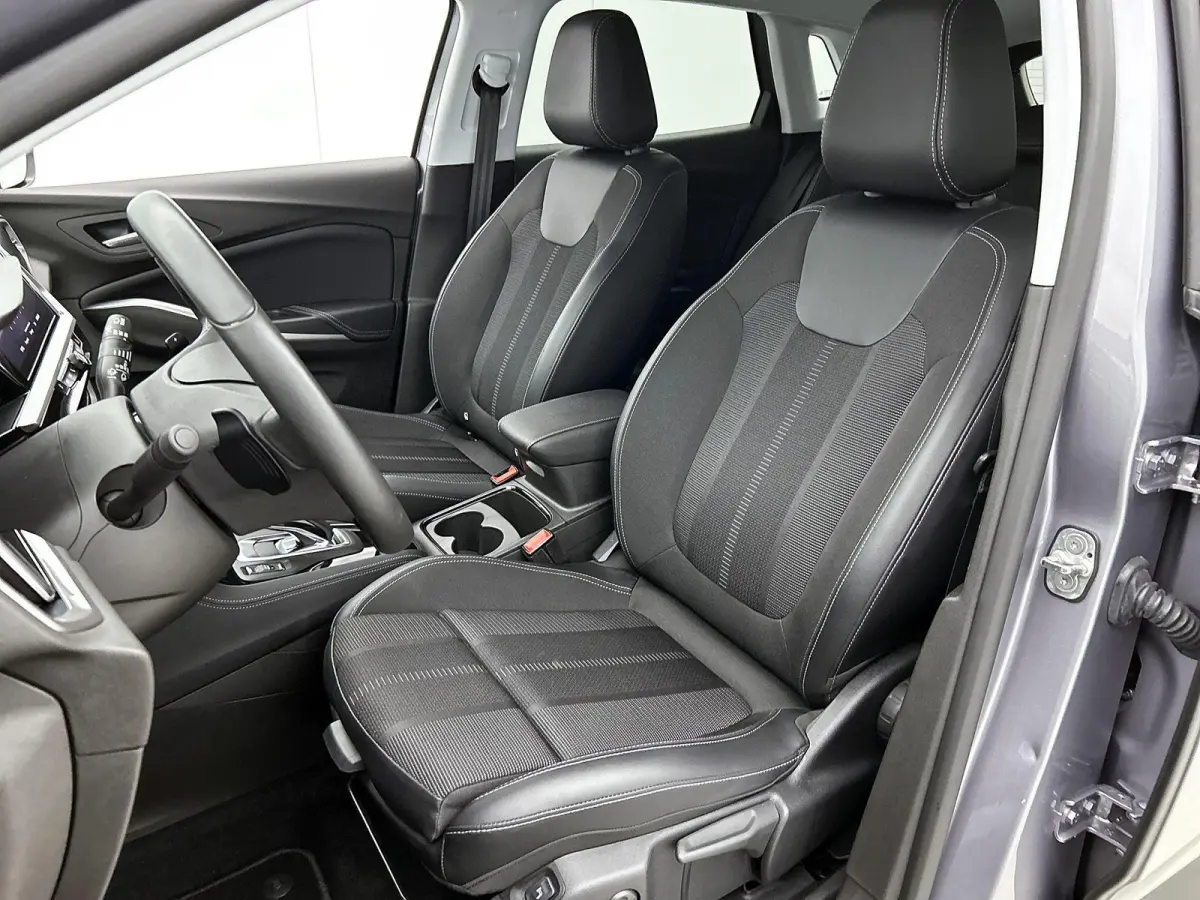 1.6 Turbo Plug-In Hybrid GS Line 225pk | Stuurverwarming | Cruise Control Adaptief | Keyless | Climate Control | Apple Carplay/Android Auto |