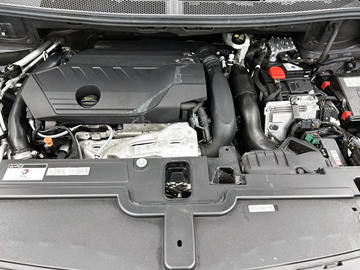 1.6 Turbo Plug-In Hybrid GS Line 225pk | Stuurverwarming | Cruise Control Adaptief | Keyless | Climate Control | Apple Carplay/Android Auto |