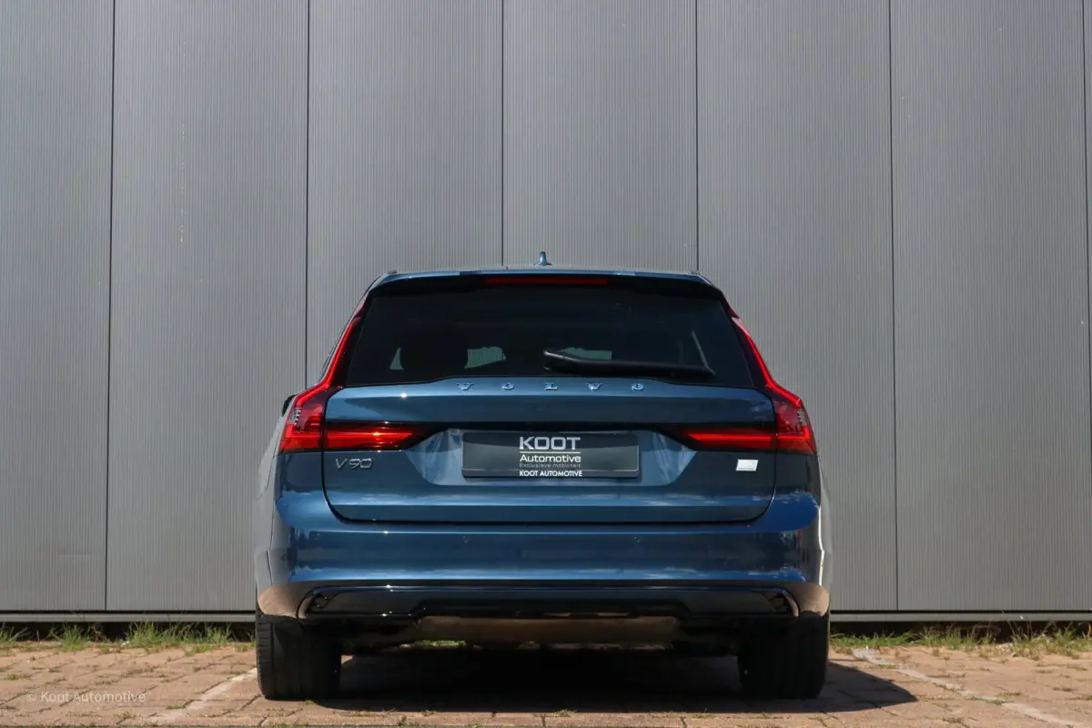 T8 AWD Ultimate Dark Long Range | SOH 98% | 455 PK | Pano | Harman Kardon | HUD | Trekhaak