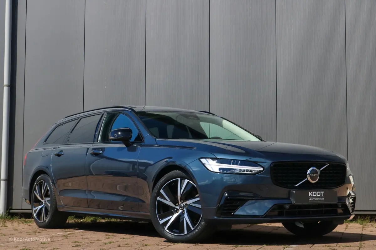 T8 AWD Ultimate Dark Long Range | SOH 98% | 455 PK | Pano | Harman Kardon | HUD | Trekhaak