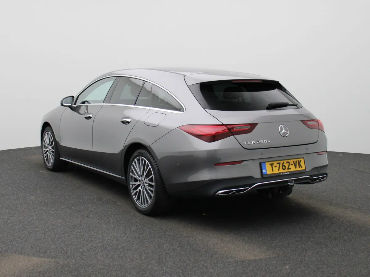 250 e Luxury Line | Automaat | Stuurverwarming | Apple Carplay / Android Auto | Adaptive Cruise Control | Trekhaak | Camera | Navigatie | Virtual Cockpit | Stoelverwarming | Elektrische Acht