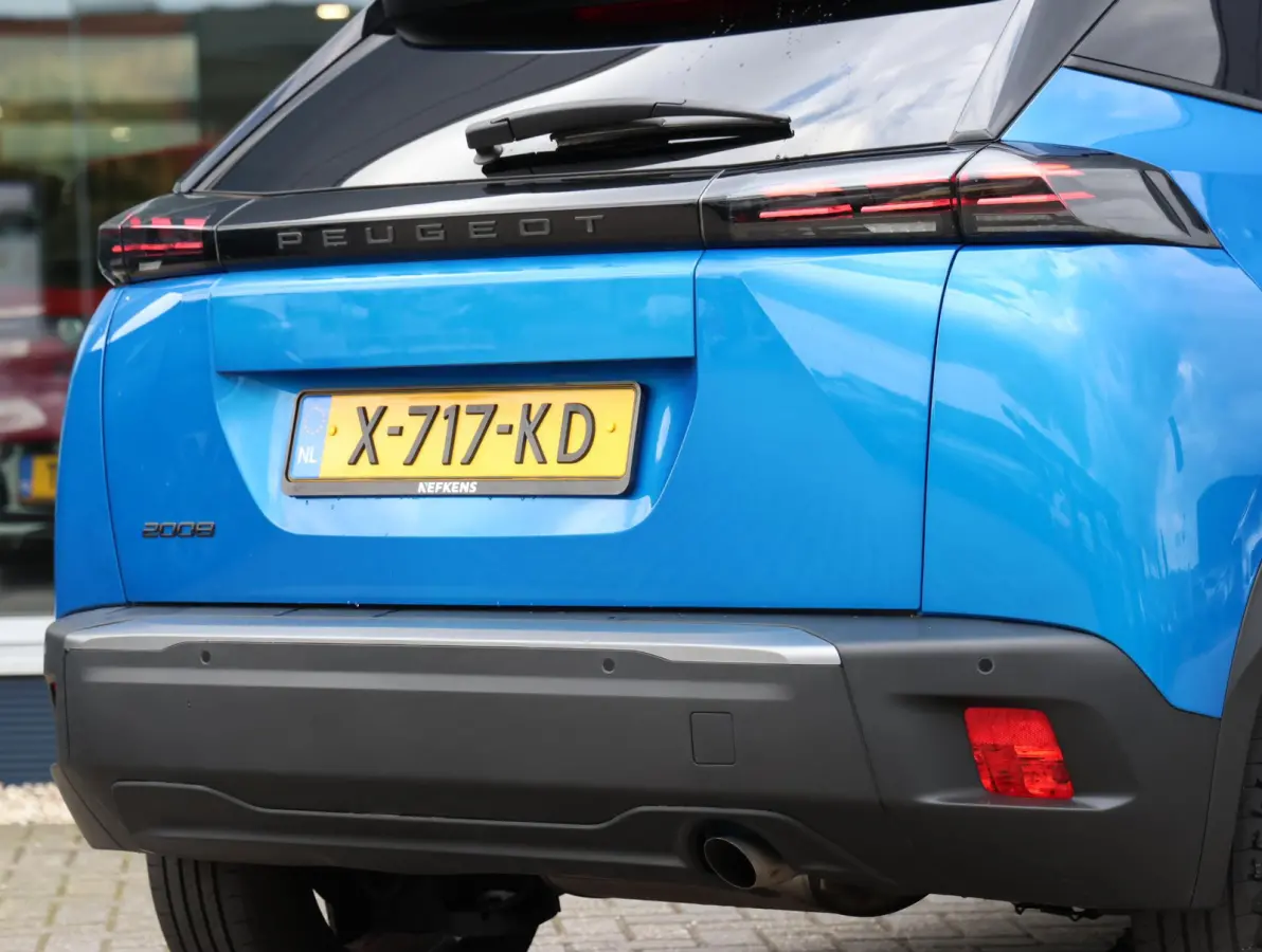 1.2 100pk Allure 1e Eigenaar | LED | Parkeersensoren V+A | Keyless | 17" LMV | Apple Carplay & Android Auto