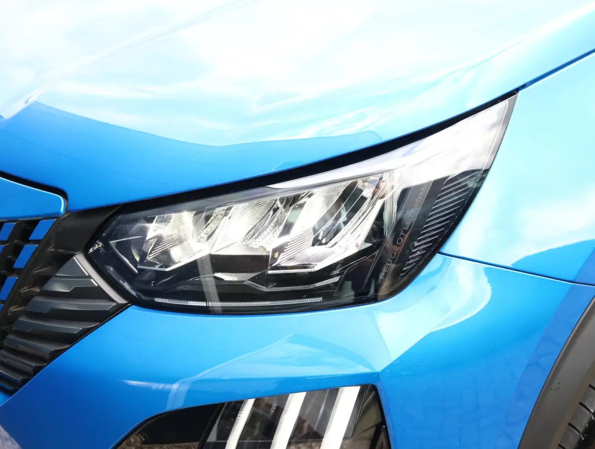 1.2 100pk Allure 1e Eigenaar | LED | Parkeersensoren V+A | Keyless | 17" LMV | Apple Carplay & Android Auto