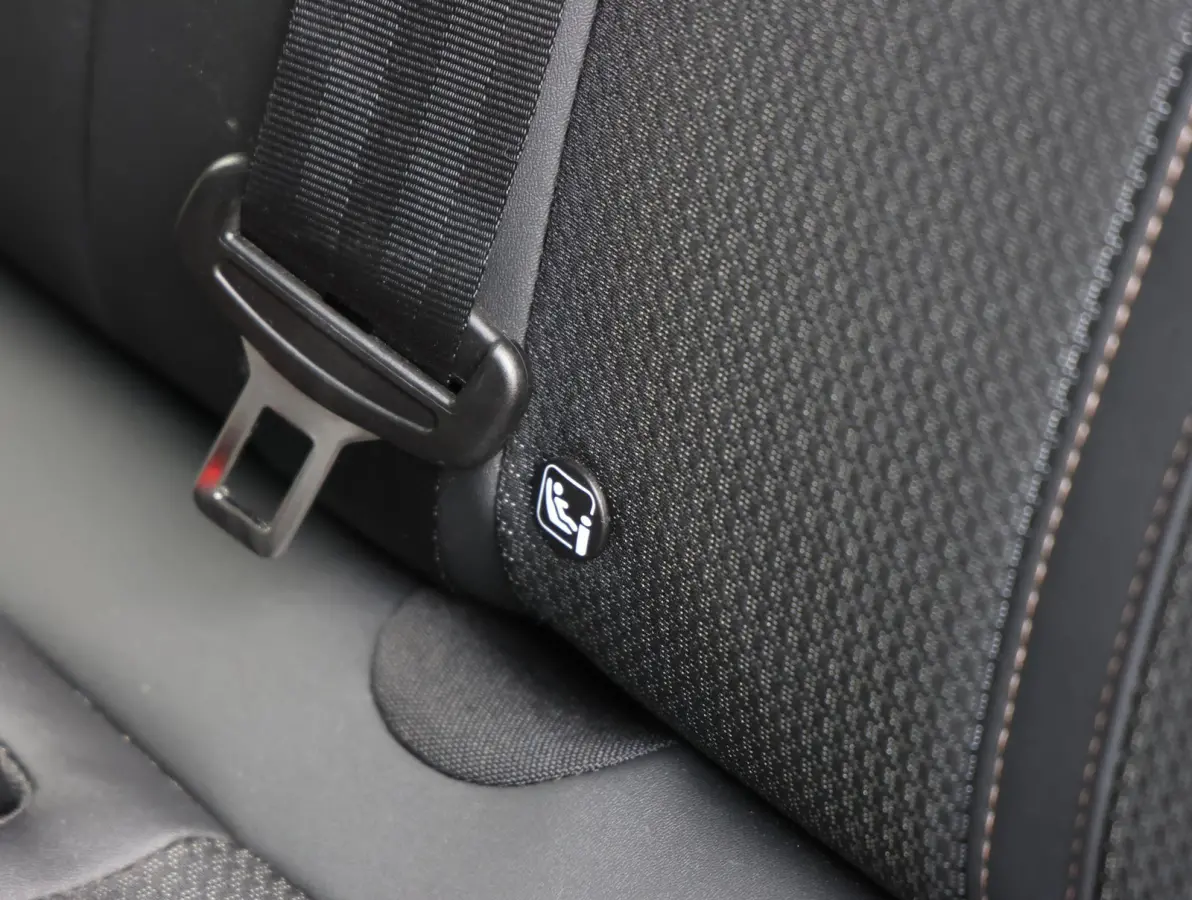 1.2 Hybrid 136 GT 1ste Eigenaar | LED | Sportstoelen Memory | Stoelverwarming | Hands-Free achterklep | Camera 360* | 18" LMV | Apple Carplay & Android Auto