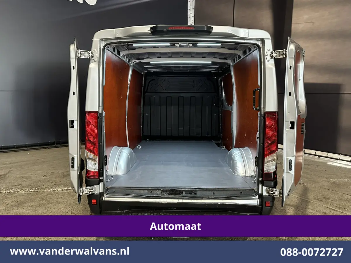 35S16V 157pk Automaat 3500kg Trekhaak L2H1 Euro6 Airco | Camera | Navigatie | LM Velgen Cruisecontrol, Bijrijdersbank