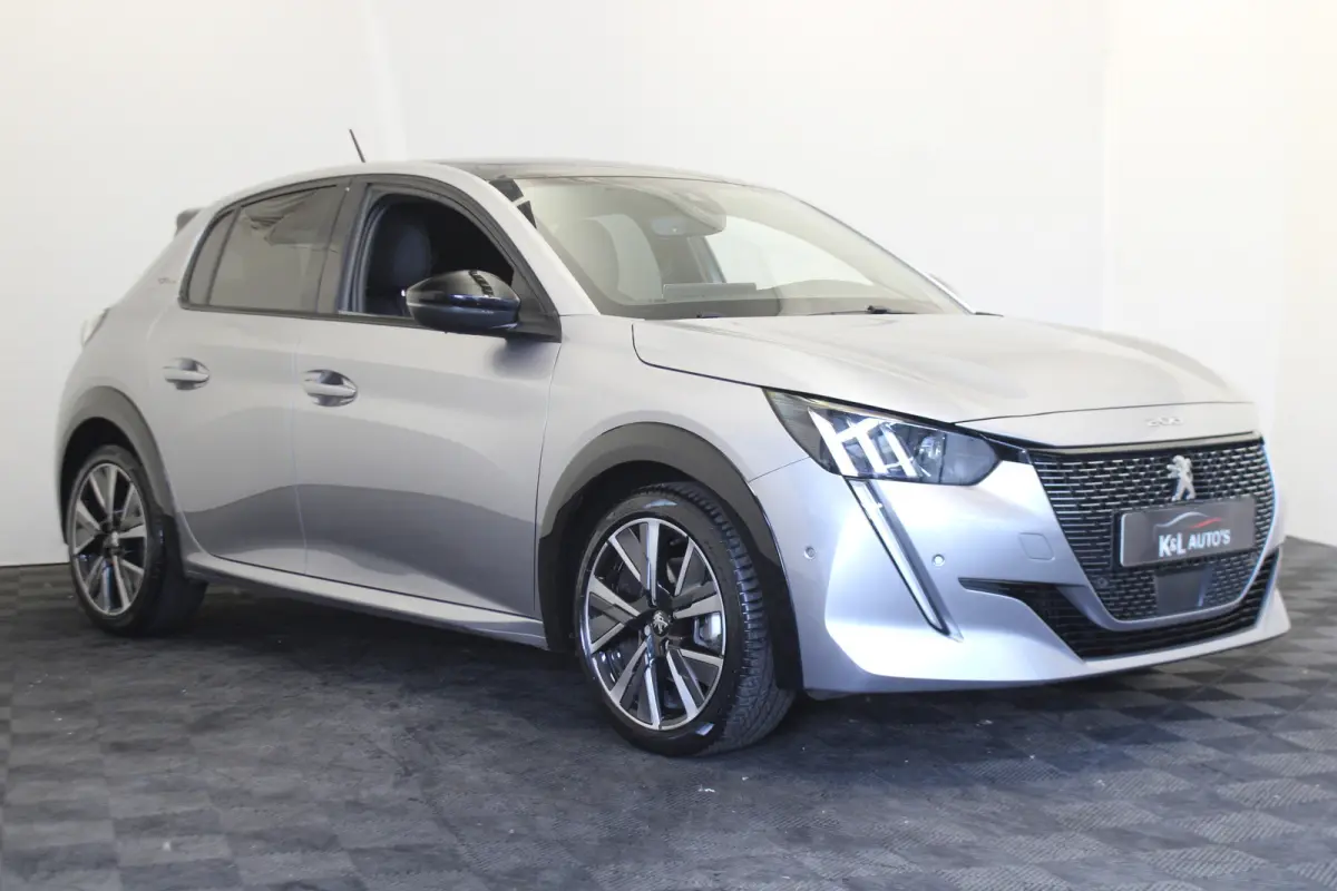 1.2 PureTech GT-Line |Pano|Navi|Camera|