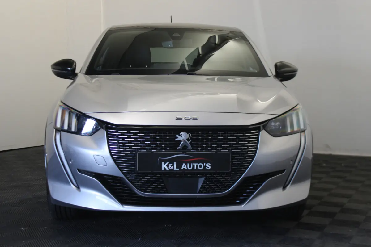 1.2 PureTech GT-Line |Pano|Navi|Camera|