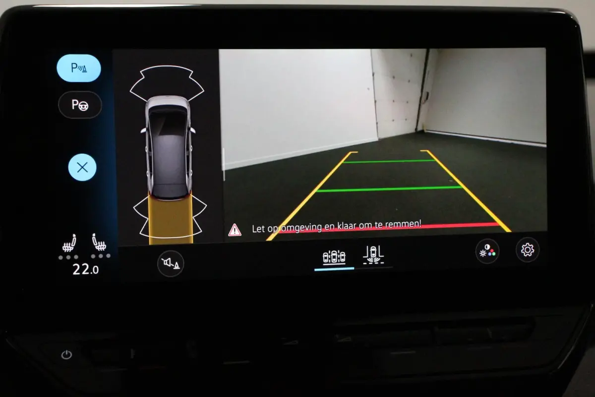 Pro Edition 204pk Warmtepomp 18"Lichtmetalen Velgen Navigatie Camera Adaptive Cruise Control Climate Control