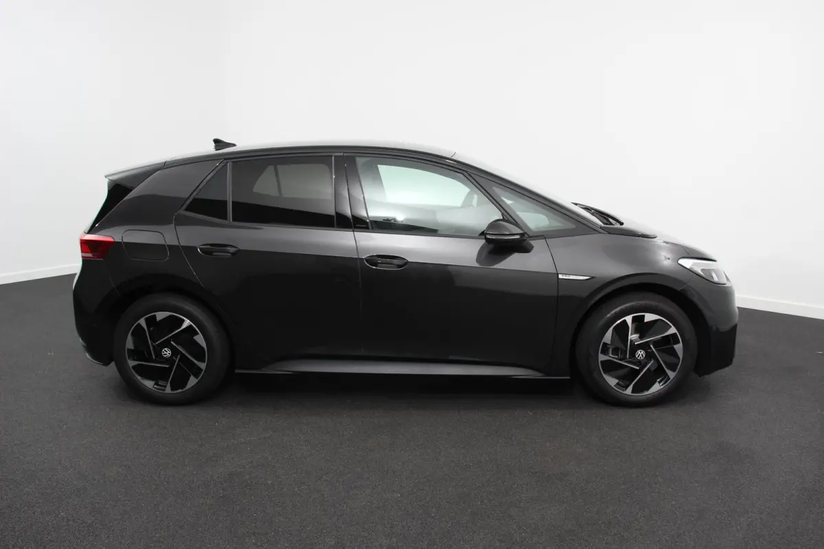 Pro Edition 204pk Warmtepomp 18"Lichtmetalen Velgen Navigatie Camera Adaptive Cruise Control Climate Control