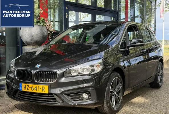 216i Essential | PDC | ECC | Navigatie | LM Velgen