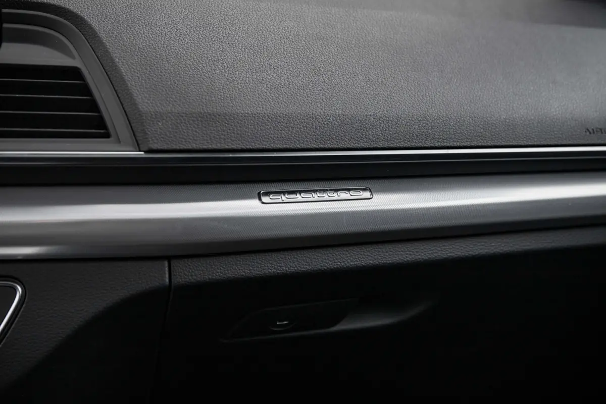 45 TFSI | Panoramadak | Stoelverwarming | Achteruitrijcamera | | Achteruitrijcamera | Apple Carplay/Android Auto|telefoonintegratie premium | Cruise control adaptief met Stop&Go