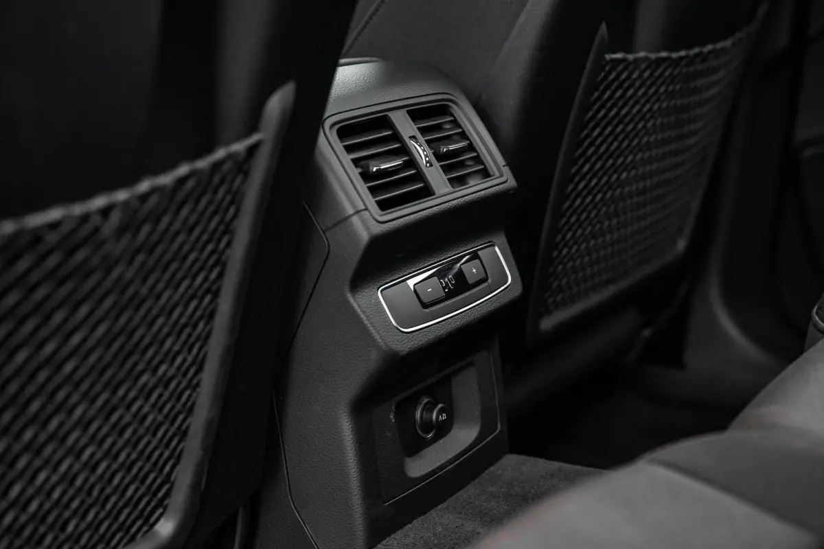45 TFSI | Panoramadak | Stoelverwarming | Achteruitrijcamera | | Achteruitrijcamera | Apple Carplay/Android Auto|telefoonintegratie premium | Cruise control adaptief met Stop&Go