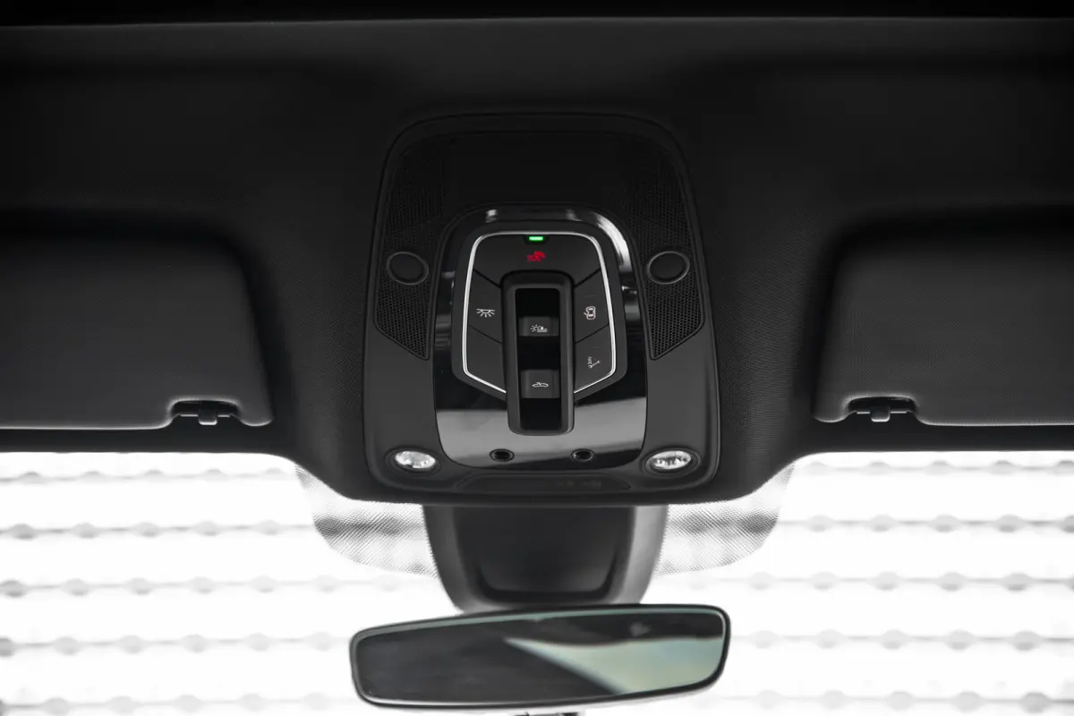 45 TFSI | Panoramadak | Stoelverwarming | Achteruitrijcamera | | Achteruitrijcamera | Apple Carplay/Android Auto|telefoonintegratie premium | Cruise control adaptief met Stop&Go