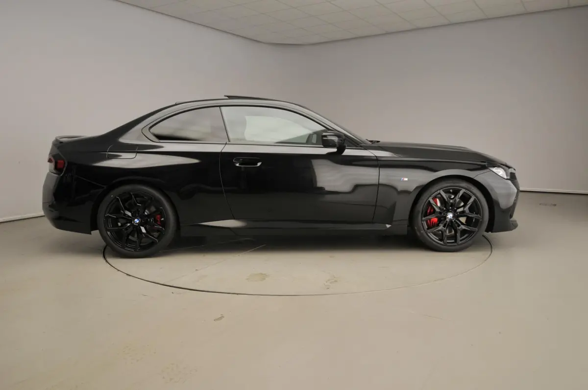 218i High Executive | M Sportpakket Pro | Innovation Pack | Travel Pack | Premium Pack
