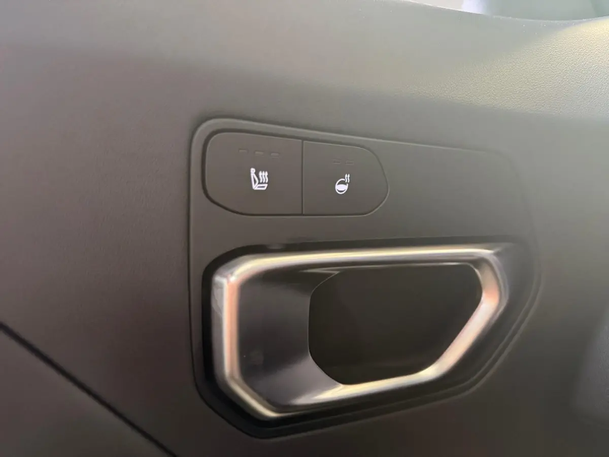 Sportswagon 1.0 T-GDi MHEV GT-Line Launch Edition Automaat | Pano | Dodehoekassistentie | Stoel & stuurverwarming | Elektrisch verstelbare bestuurdersstoel | Fabrieksgarantie | NAP