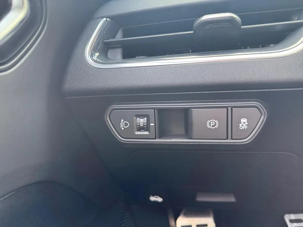 Sportswagon 1.0 T-GDi MHEV GT-Line Launch Edition Automaat | Pano | Dodehoekassistentie | Stoel & stuurverwarming | Elektrisch verstelbare bestuurdersstoel | Fabrieksgarantie | NAP