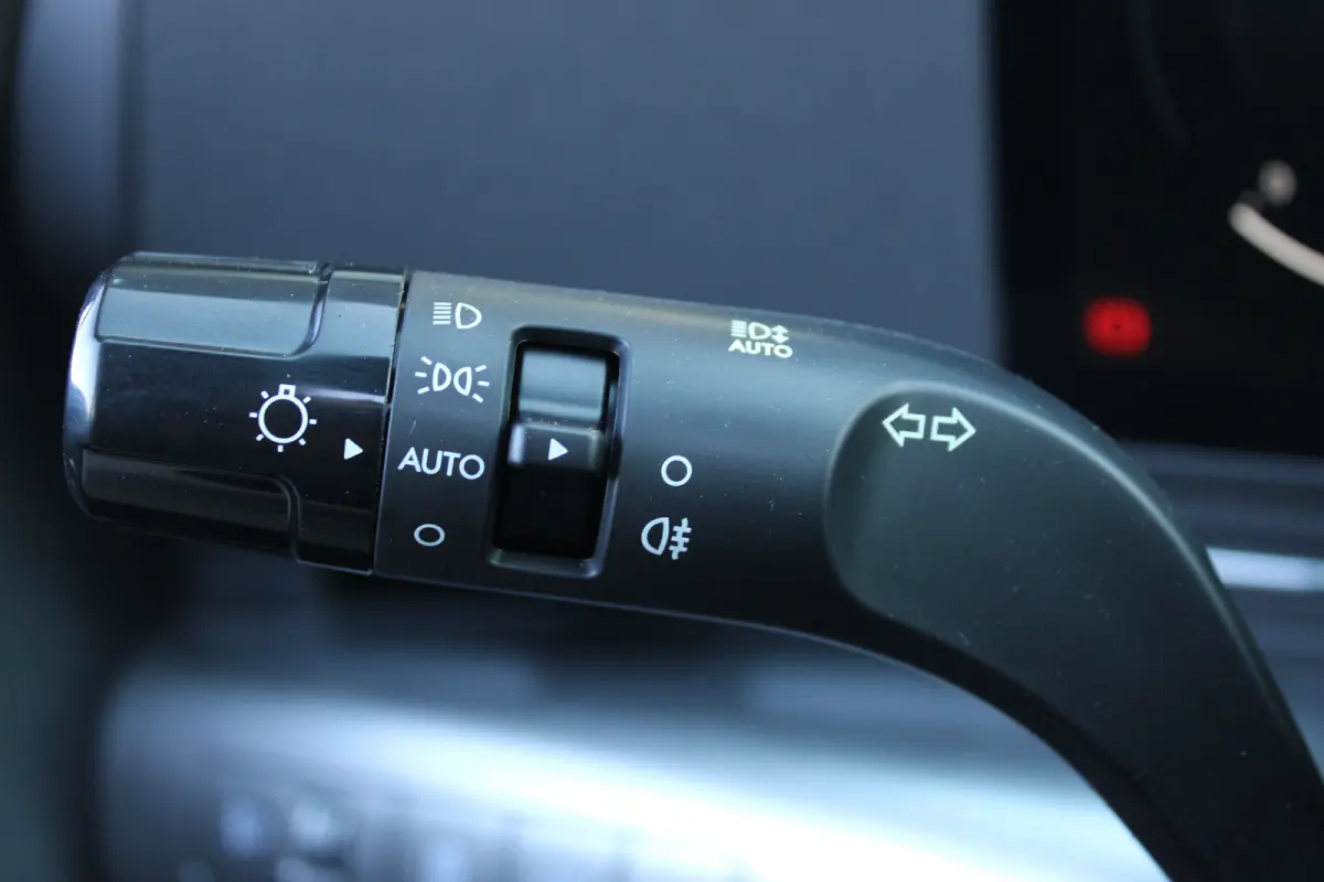 1.6 GDI HEV Premium Sky | Achteruitrijcamera | Afneembare Trekhaak | Apple Carplay/Android Auto|telefoonintegratie premium