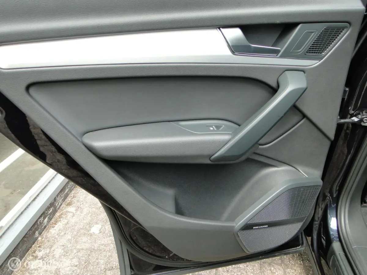 2.0 TFSI quattro Sport S Line Black Edition