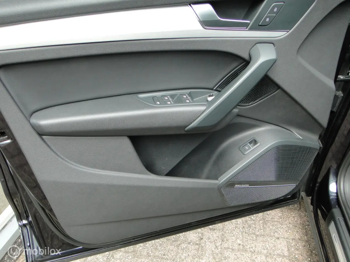 2.0 TFSI quattro Sport S Line Black Edition