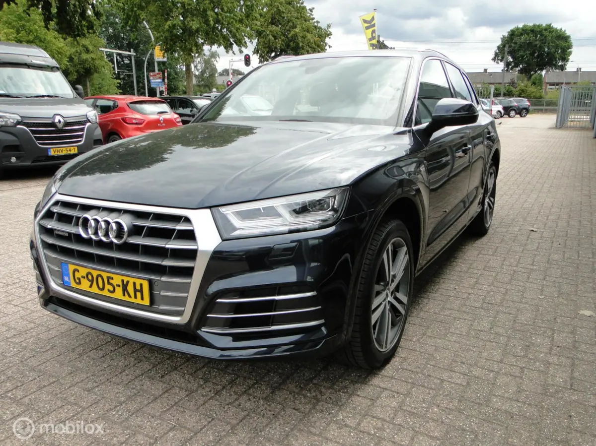 2.0 TFSI quattro Sport S Line Black Edition