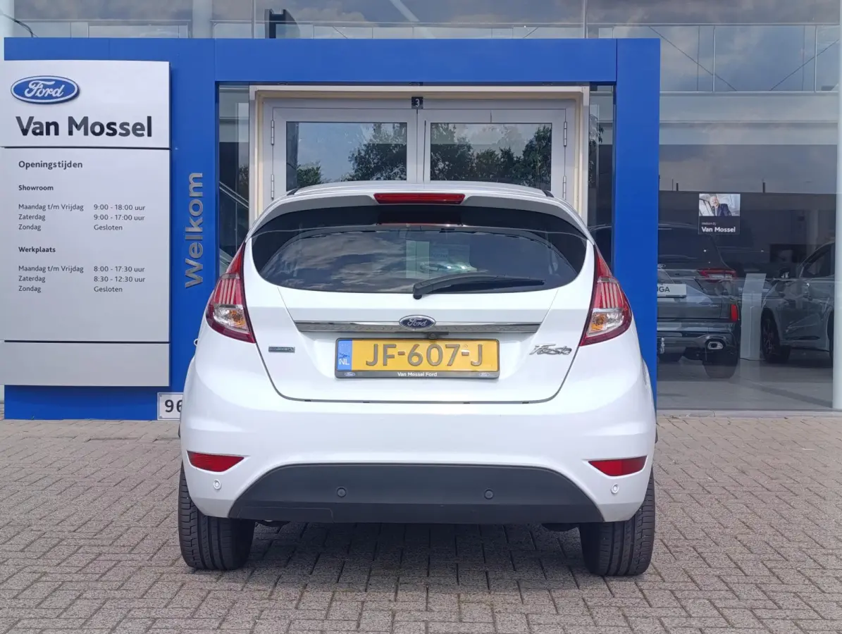 1.0 EcoBoost Titanium | Automaat | Volledig Dealeronderhouden! | 17-Inch | Camera | Sony-Audio | Voorruitverwarming | Cruise Control | Climate Control | Elek. inklapbare spiegels | Parkeerse