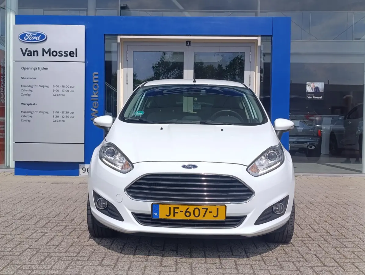 1.0 EcoBoost Titanium | Automaat | Volledig Dealeronderhouden! | 17-Inch | Camera | Sony-Audio | Voorruitverwarming | Cruise Control | Climate Control | Elek. inklapbare spiegels | Parkeerse