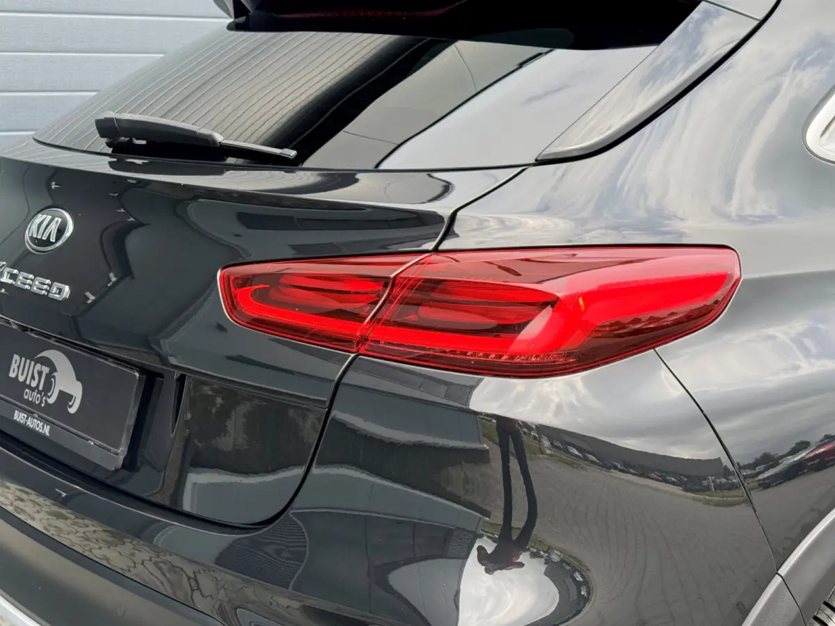 1.5 T-GDI MHEV 160pk DynamicPlusLine PANO LED 18" CAMERA VOL!