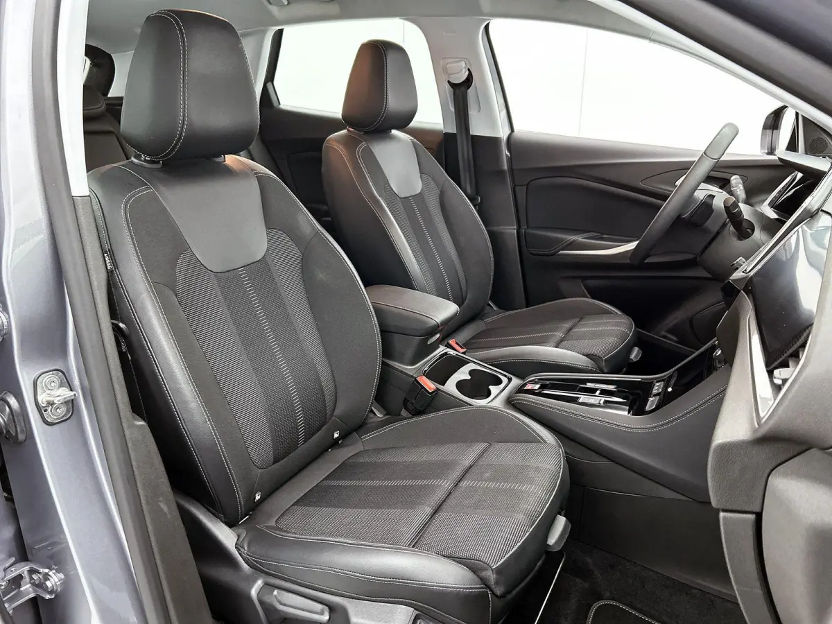 1.2 Turbo Hybrid GS | 145pk | Navigatie | Camera | 38.000km |