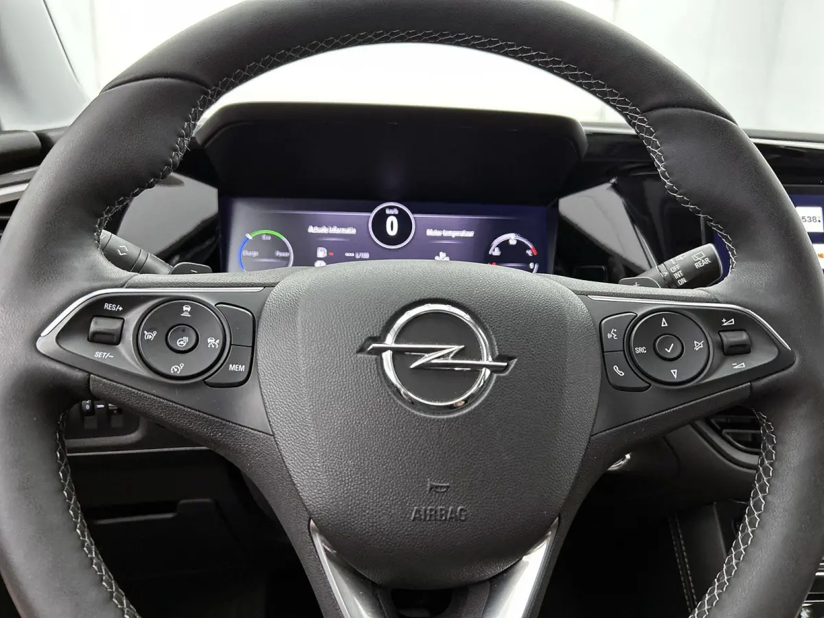 1.2 Turbo Hybrid GS | 145pk | Navigatie | Camera | 38.000km |