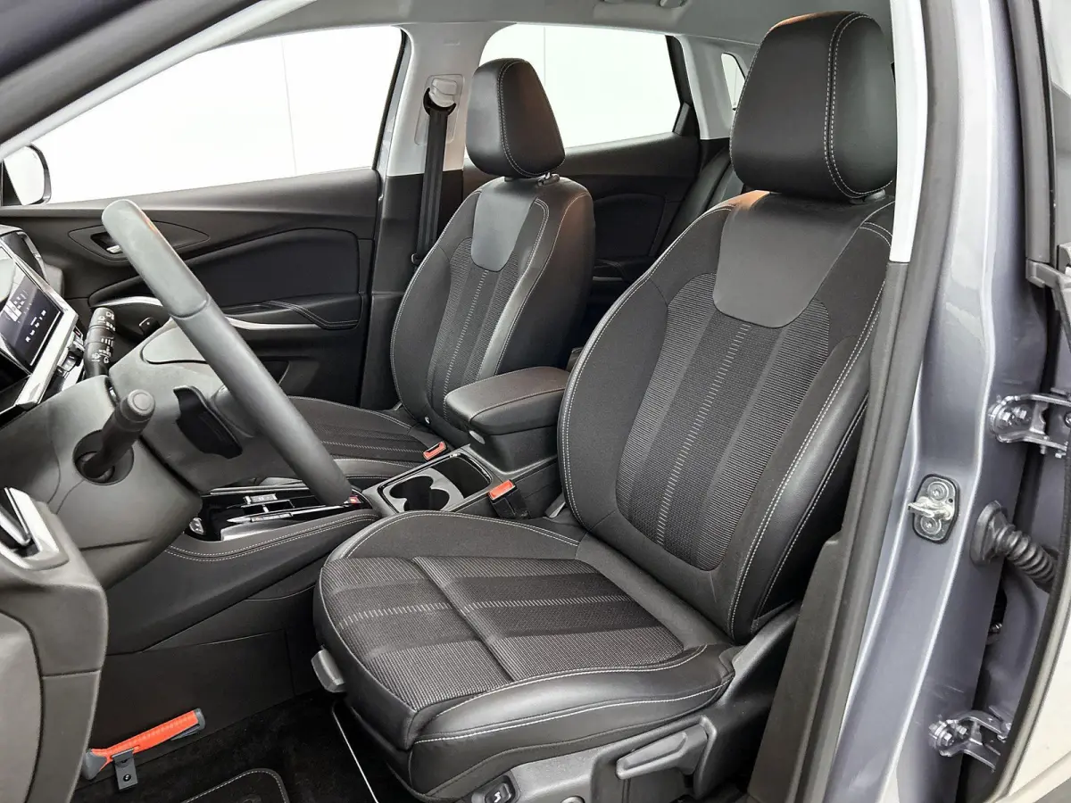 1.2 Turbo Hybrid GS | 145pk | Navigatie | Camera | 38.000km |