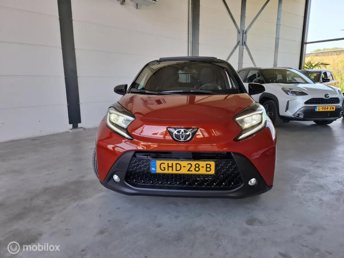 1.0 VVT-i S-CVT | AUTOMAAT | CABRIODAK - RIJKLAARPRIJS