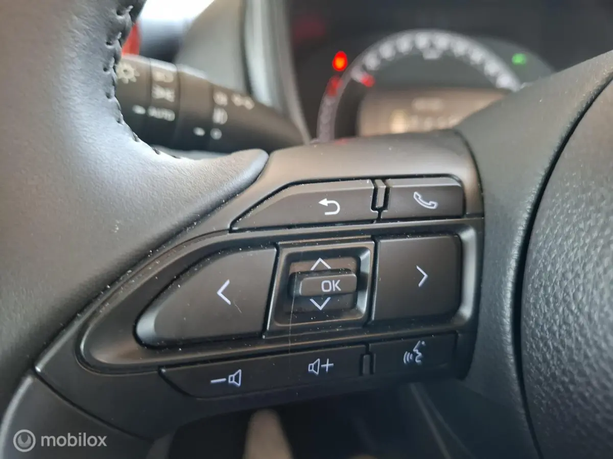 1.0 VVT-i S-CVT | AUTOMAAT | CABRIODAK - RIJKLAARPRIJS