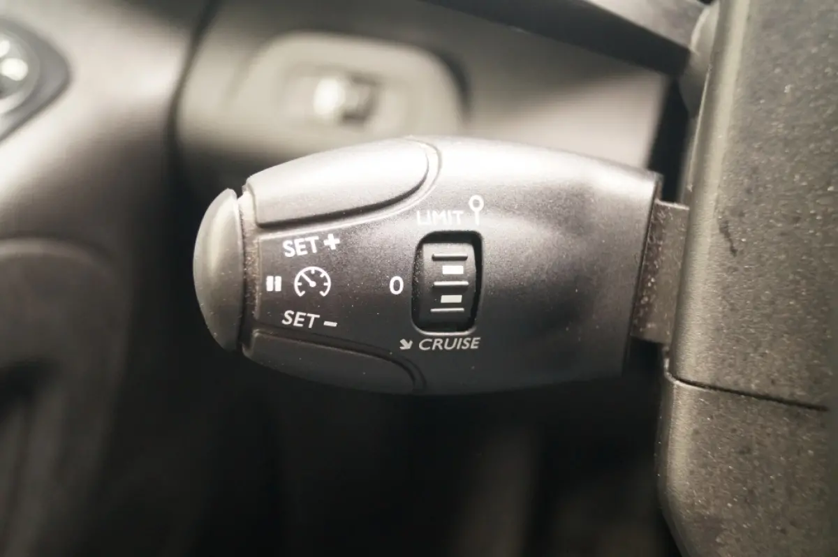 1.5 BlueHDI Club -AIRCO-CARPLAY-TREKHAAK-