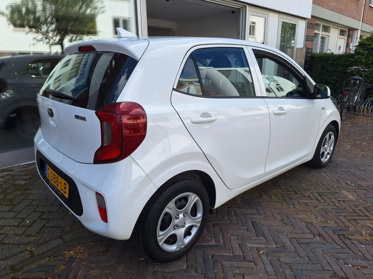 1.0 MPi ComfortPlusLine 5Drs /Camera/Navi/Apple/Android/Garantie